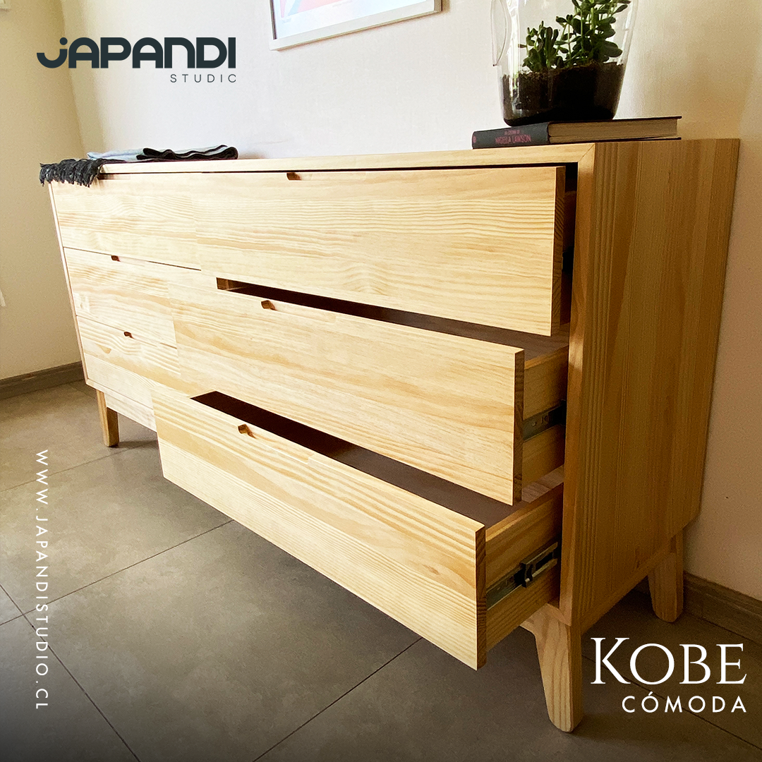 Cómoda Kobe