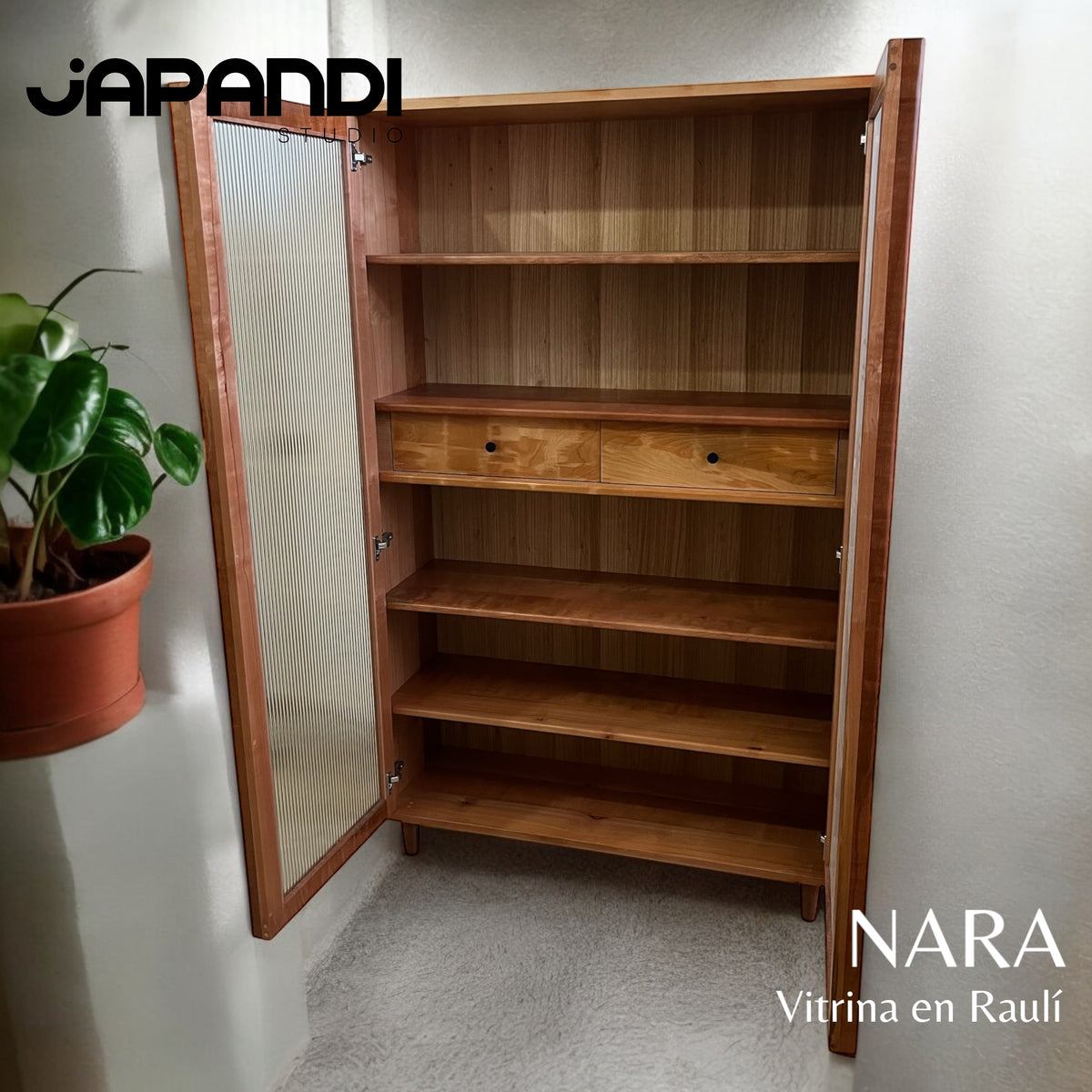 Vitrina Nara Rauli