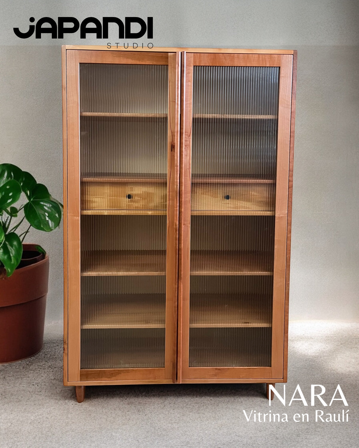 Vitrina Nara Rauli