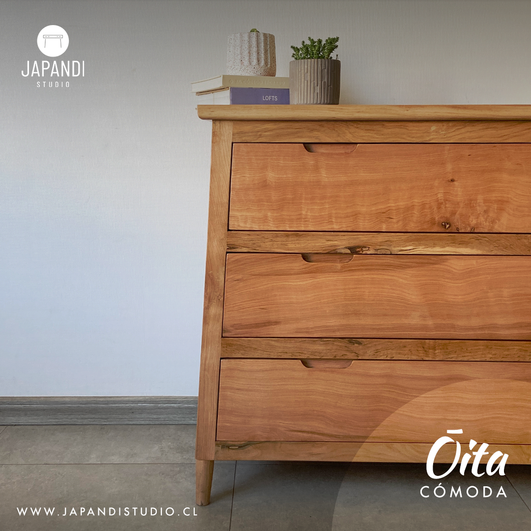 Cómoda Oita