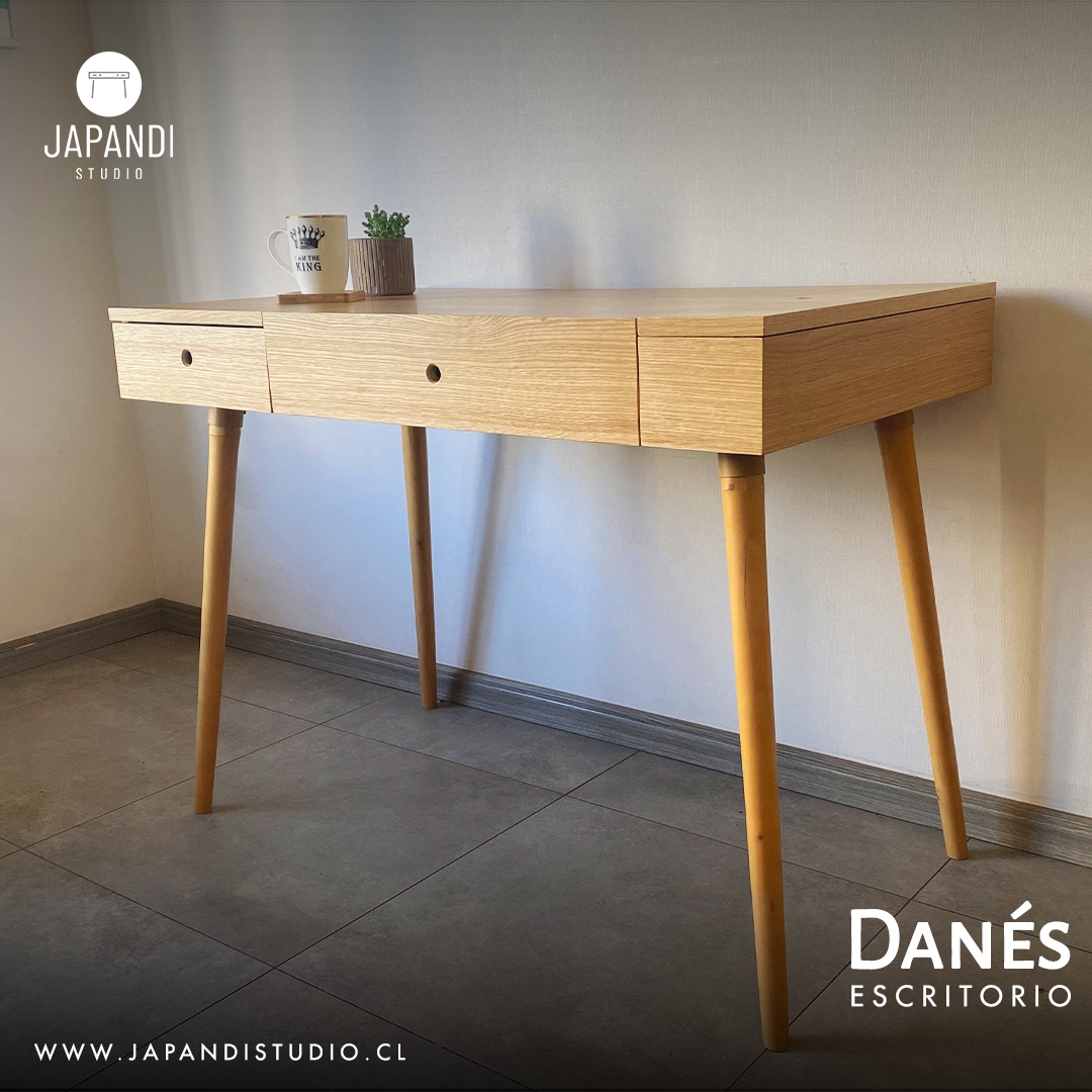 Escritorio Danés